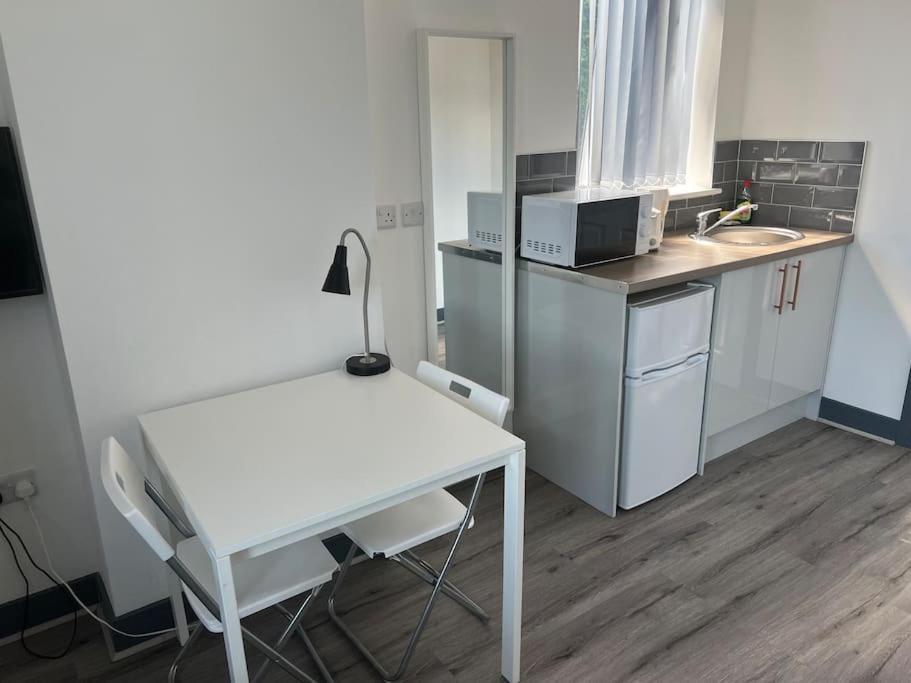 Newly Refurbished Studio, Great Location 8 Studios Nottingham Buitenkant foto